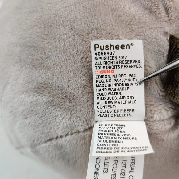 GUND Pusheen Cat Holding Pizza Plush Stuffed Animal Toy - Picture 6 of 9